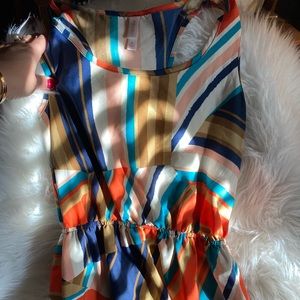 Women’s dress high knee low in back dress size M